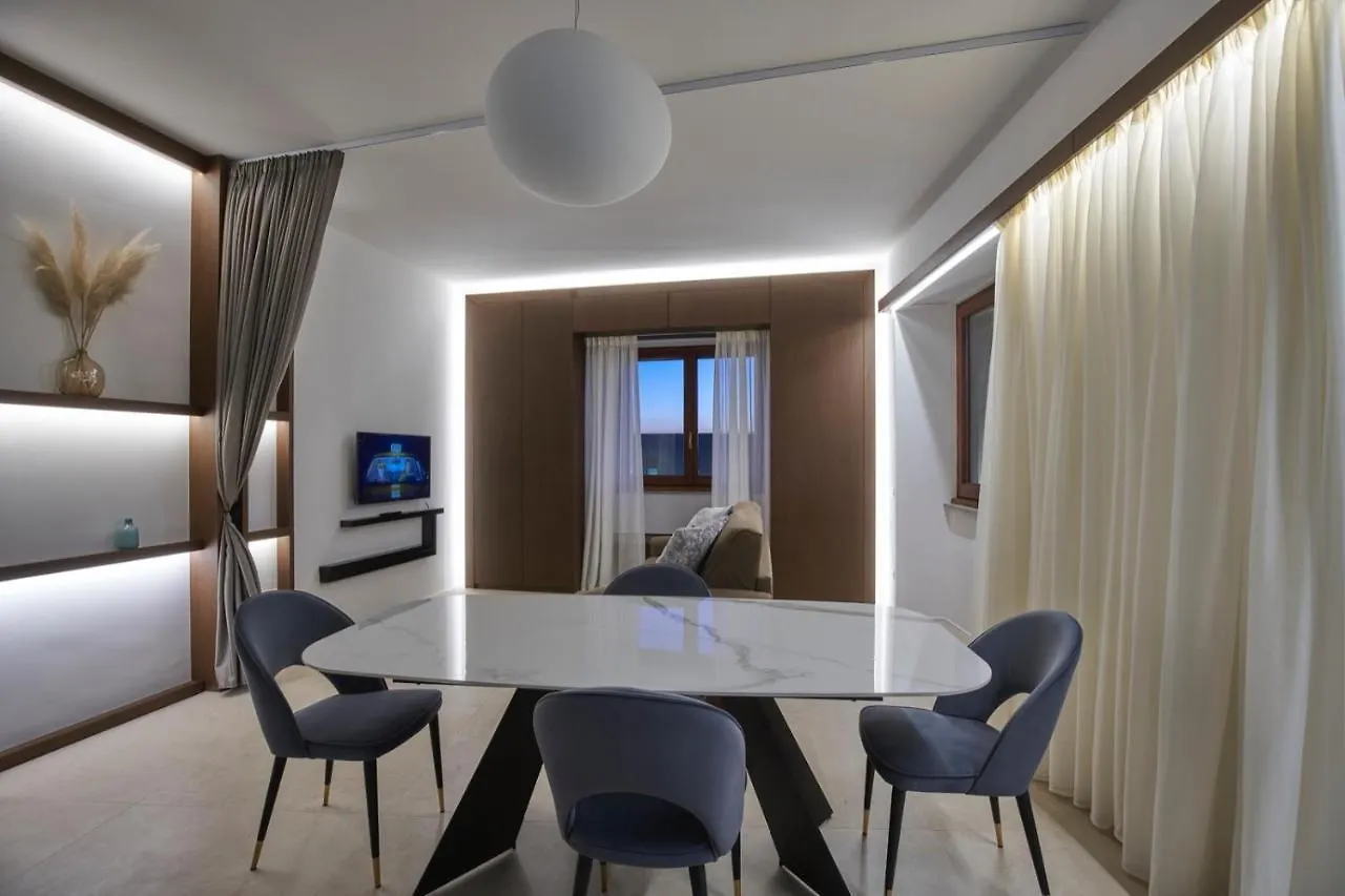 Five Stars Florence Luxury Apartments With Jacuzzi Italy